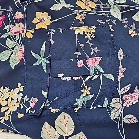 Vintage NY&Co M Soho blouse navy blue/floral button down tank blouse - Picture 6 of 9